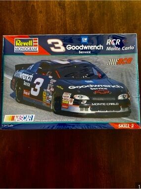 Revell • NASCAR No. 3 Goodwrench Service Monte Carlo • Model Kit L 1:24 Scale